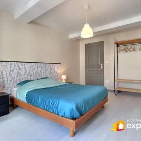 Maison De Ville Avec Petite Cour Saint-Mihiel Bagian luar foto